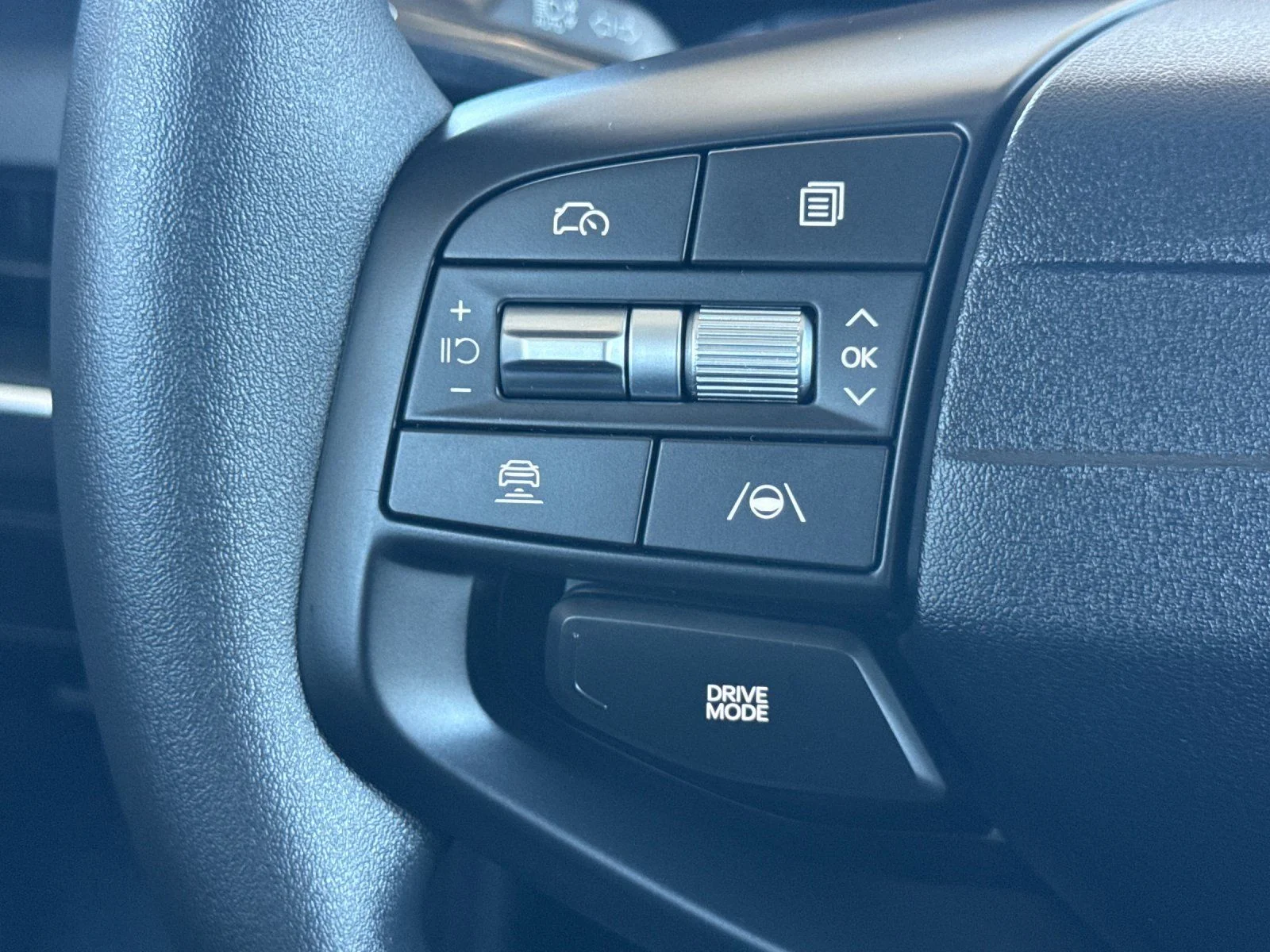 Certified Used 2026 White Kia LXS image 25