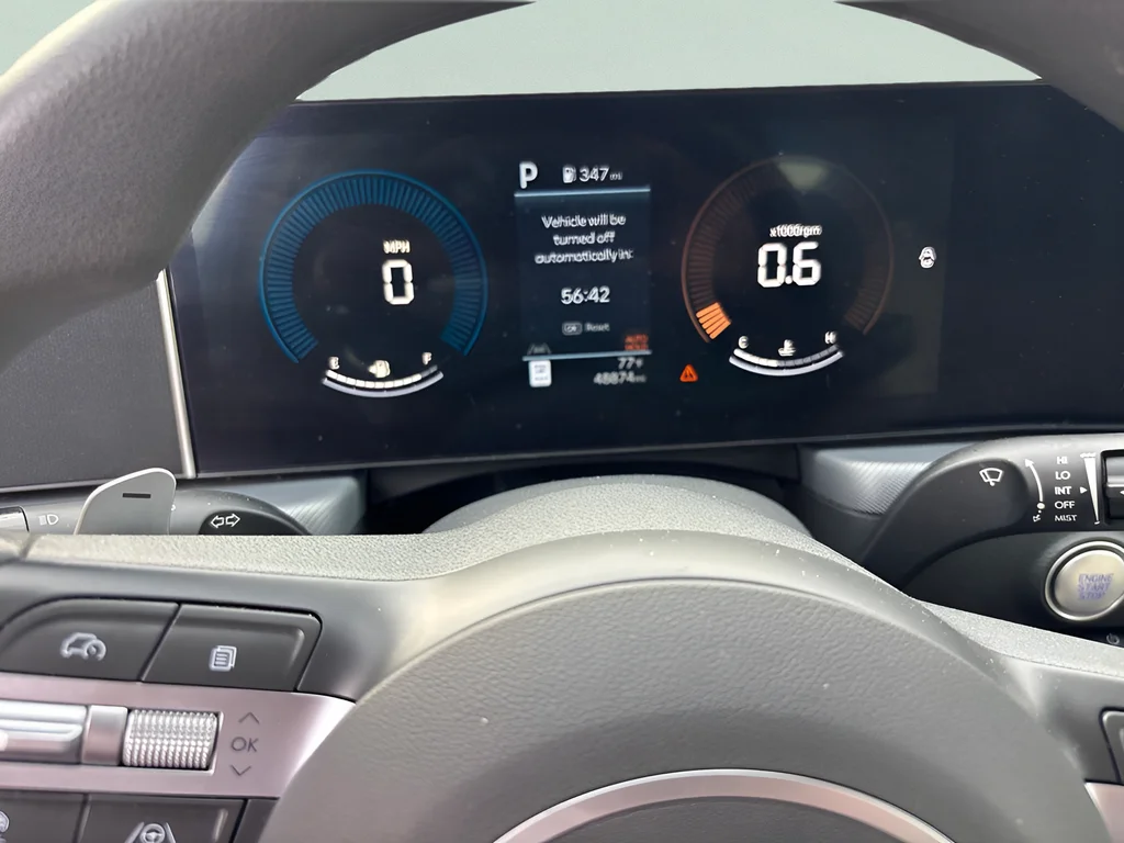 Used 2025 Abyss Black Hyundai SEL image 27