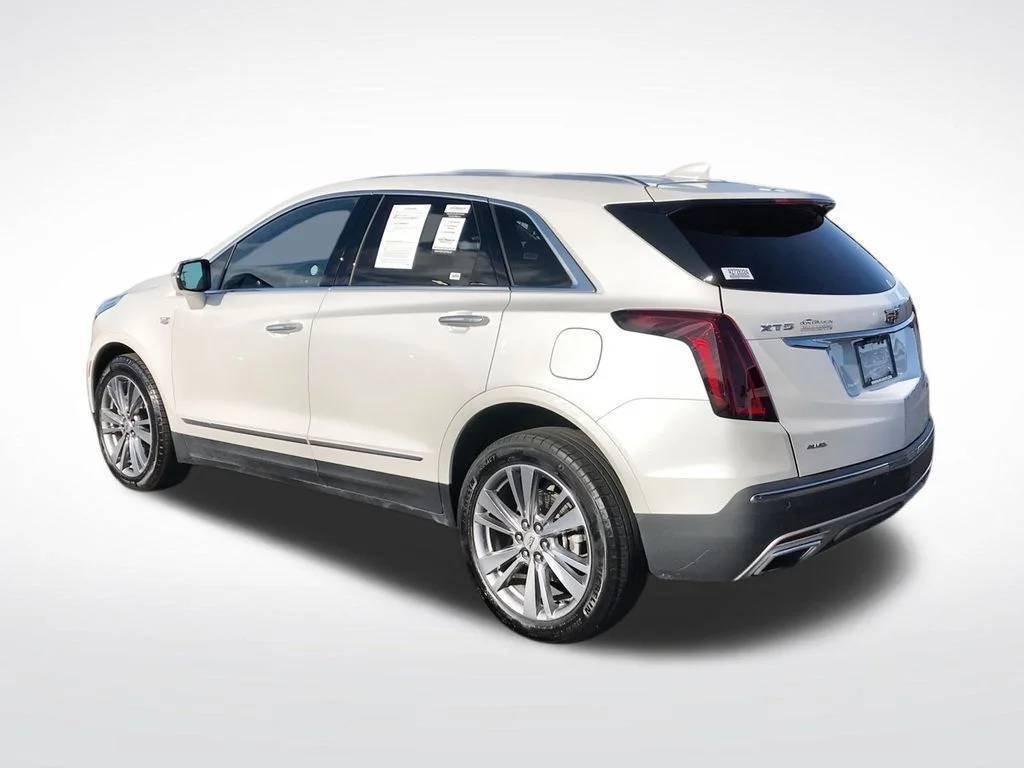 Used 2024 White Cadillac Premium Luxury image 7