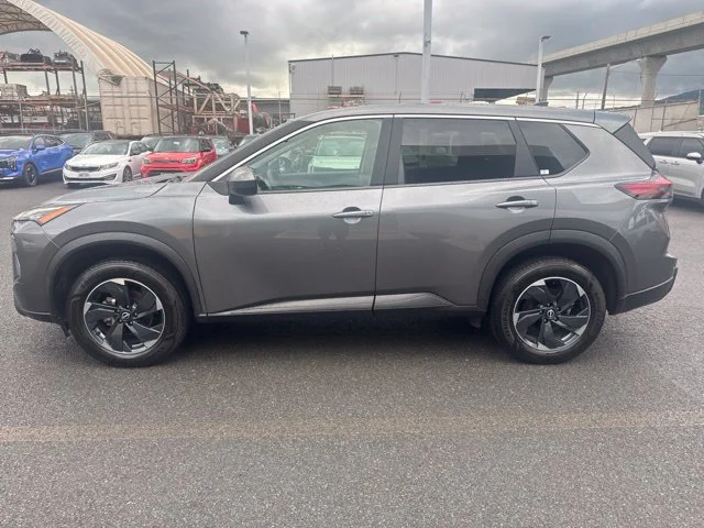 Used 2024 Gray Nissan SV image 2
