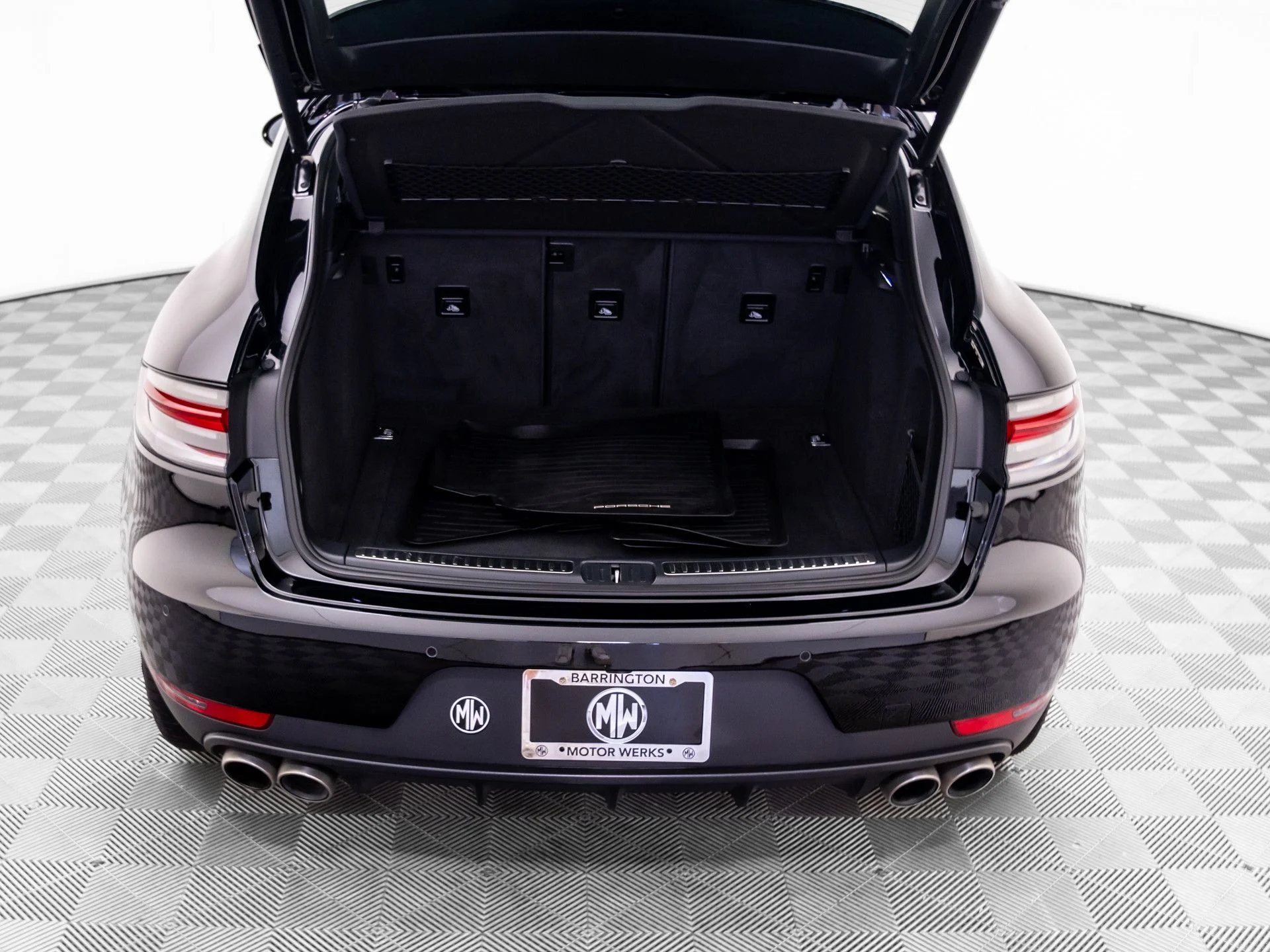 Used 2019 Black Porsche S image 32