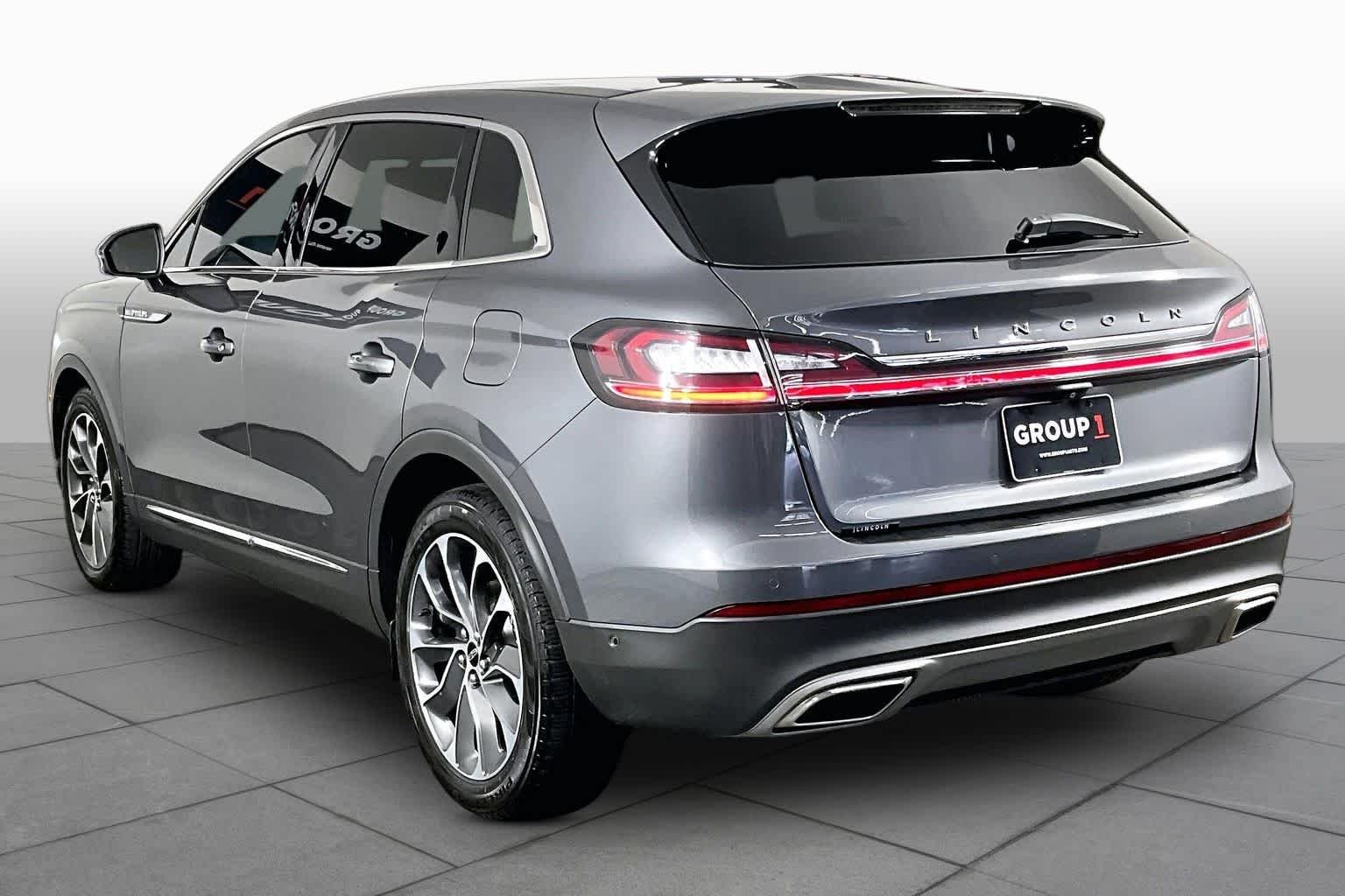Used 2022 Asher Gray Metallic Clearcoat Lincoln Reserve image 11