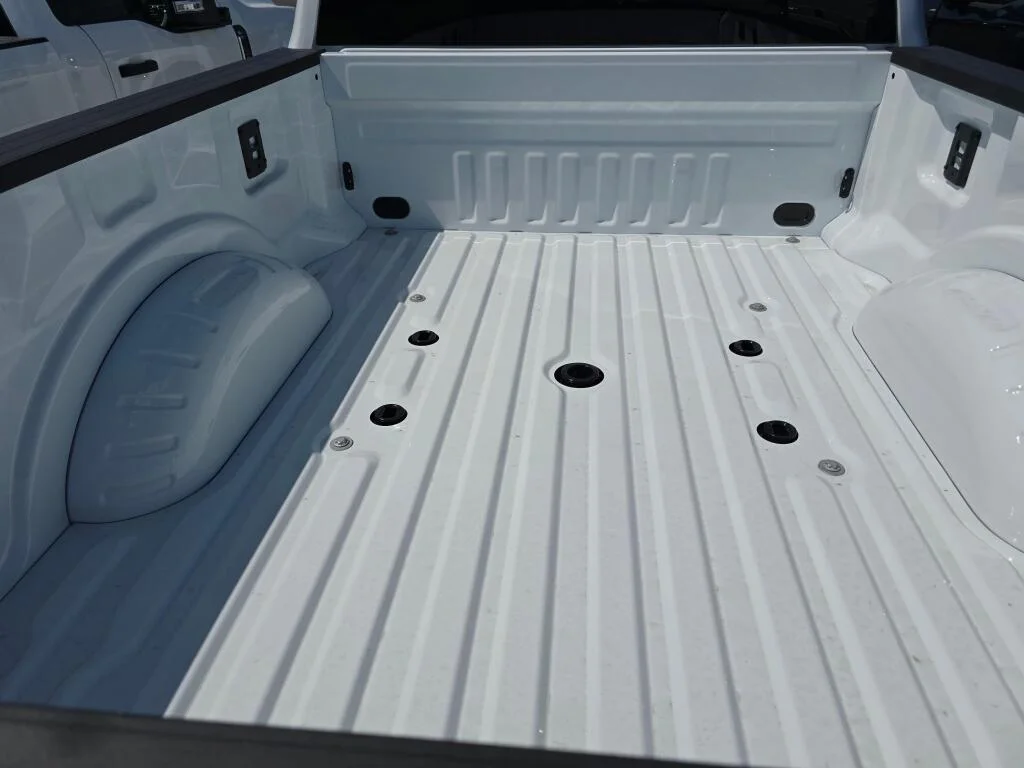 2025 Ford F-350 Super Duty XLT - Photo 11