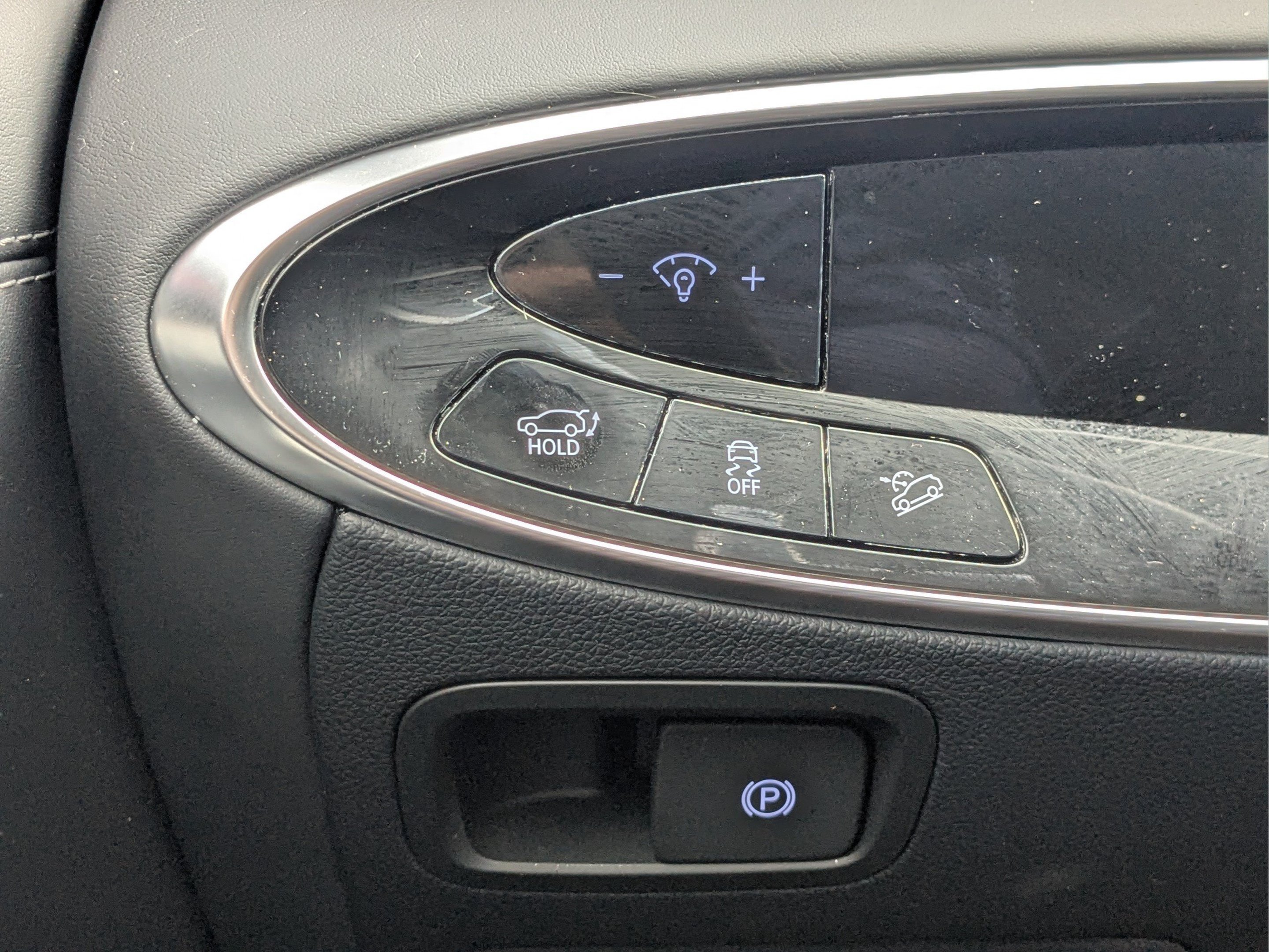 2026 GENESIS GV70 Standard - Photo 24