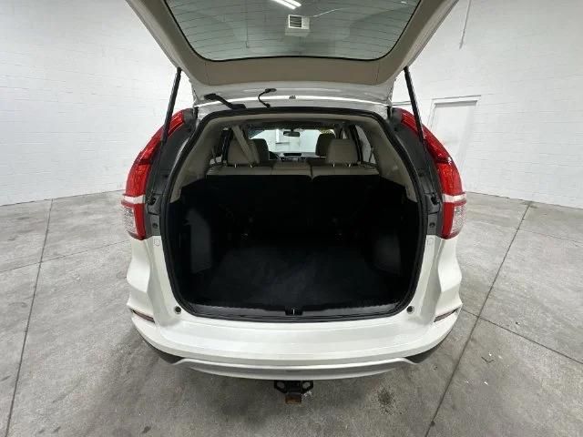 Used 2016 White Diamond Pearl Honda EX image 16