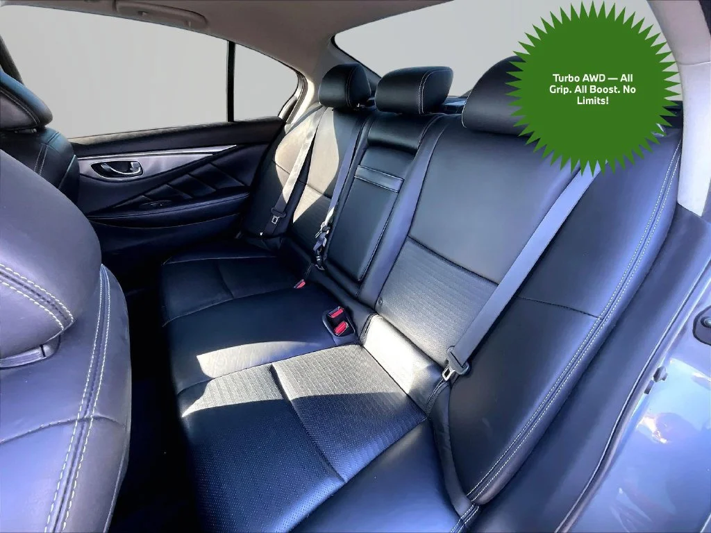 Used 2018 Gray INFINITI Sport image 23