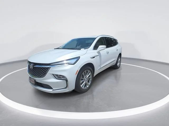 Used 2023 White Buick Avenir image 4