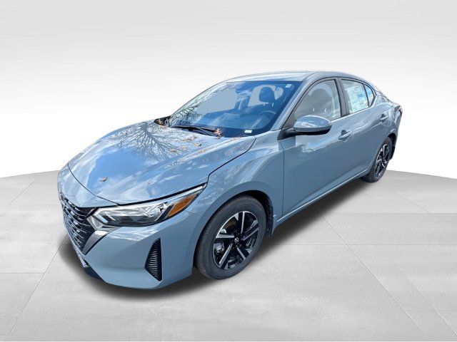 Used 2025 Gray Nissan SV image 5