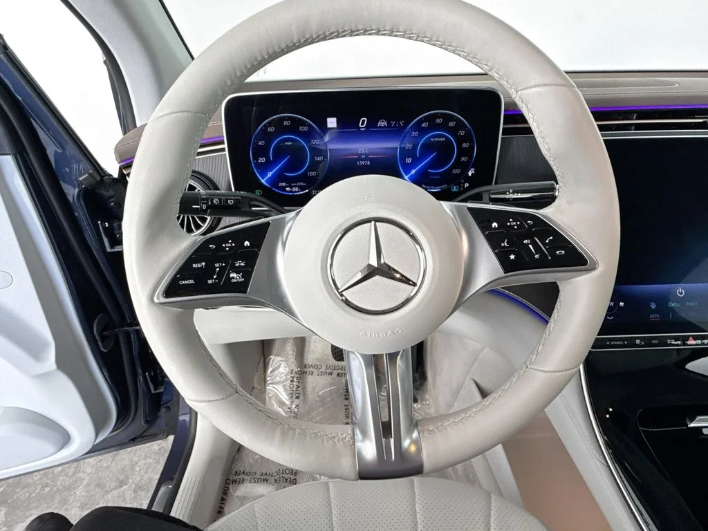 Used 2023 Blue Mercedes-Benz 350 SUV image 11