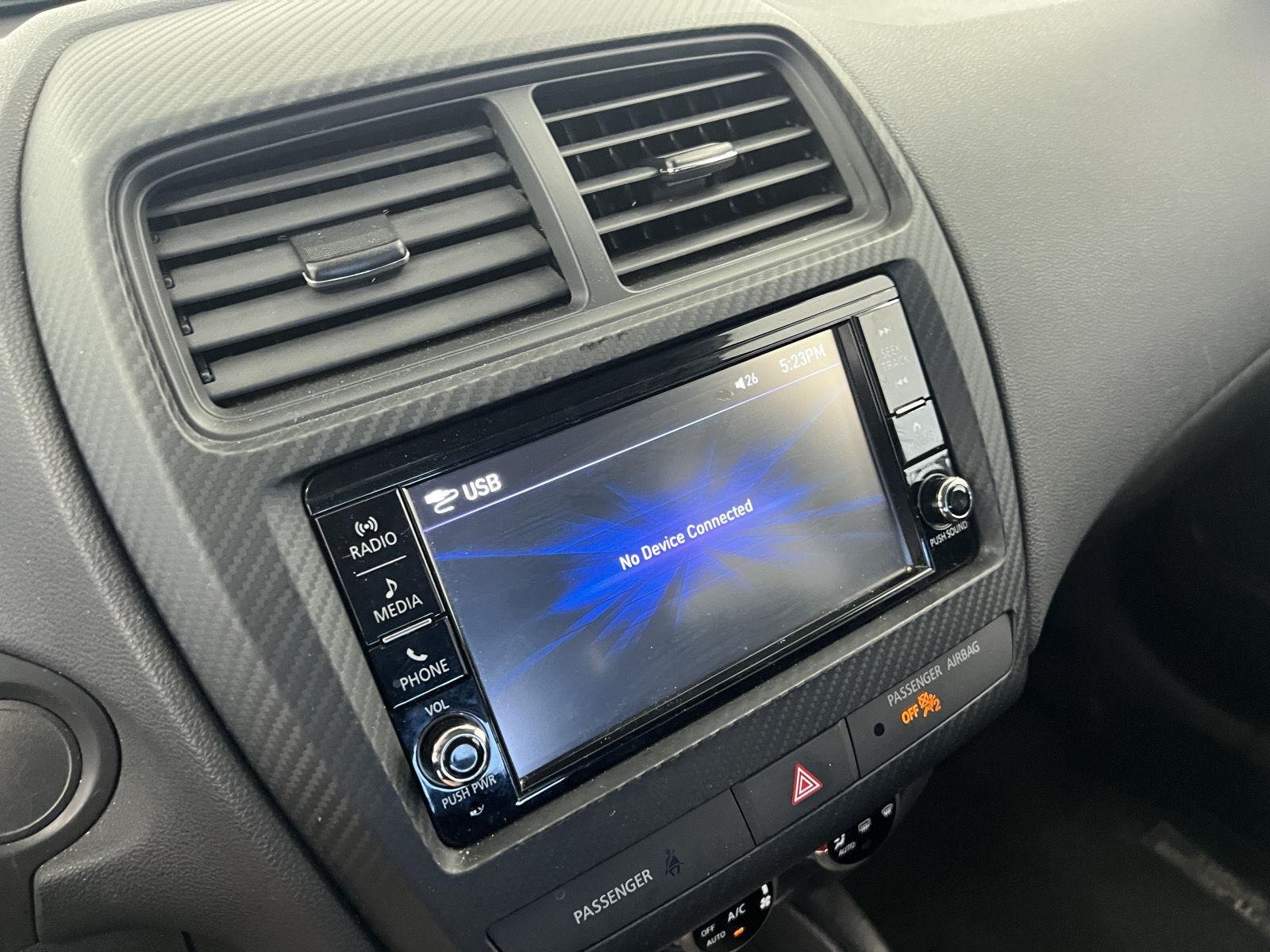 2025 Mitsubishi Outlander Sport ES - Photo 7