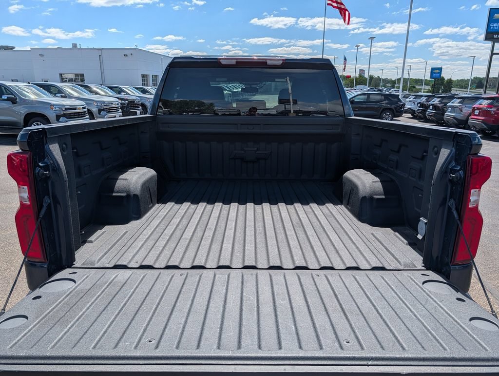 Certified Used 2022 Northsky Blue Metallic Chevrolet RST image 17