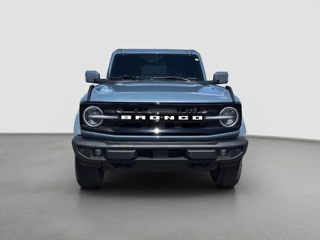 Used 2025 Ford Bronco 4-Door Outer Banks with VIN 1FMDE8BHXSLB40817 for sale in Kansas City