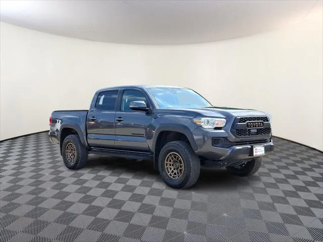 Certified Used 2023 MAGNETIC GRAY MET. Toyota  image 4
