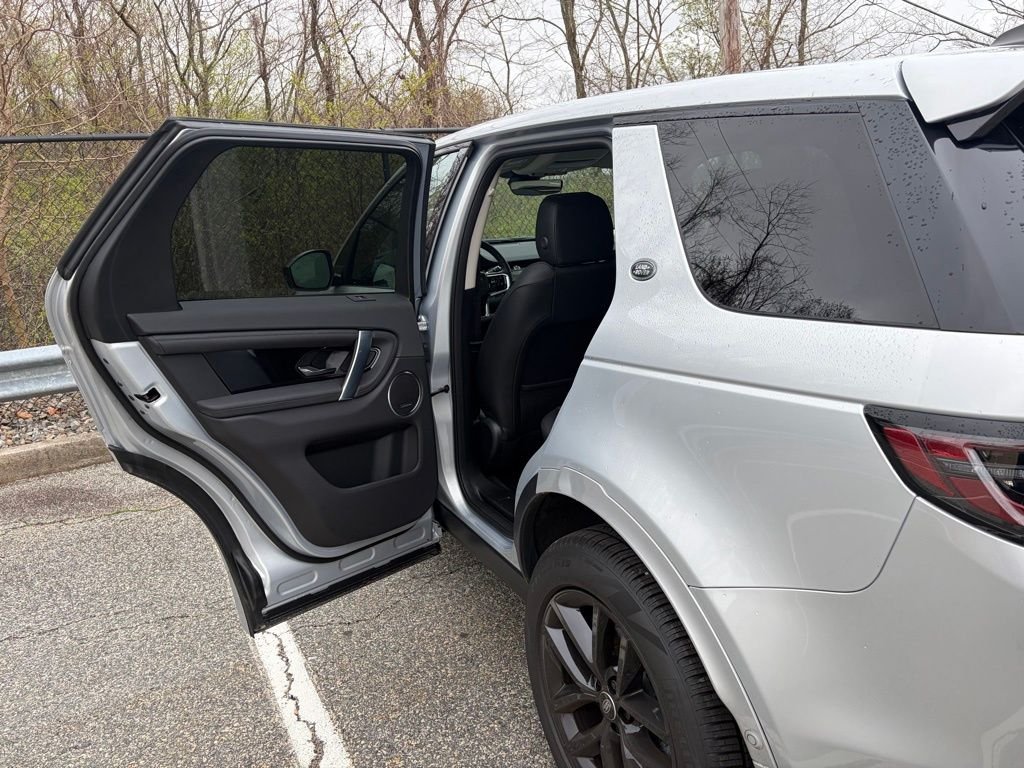 Used 2025 Silver Land Rover S image 12