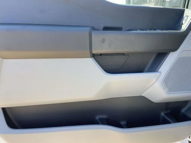 New 2026 Oxford White Ford XL image 12
