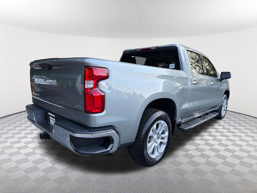 2025 Chevrolet Silverado 1500 LTZ - Photo 5