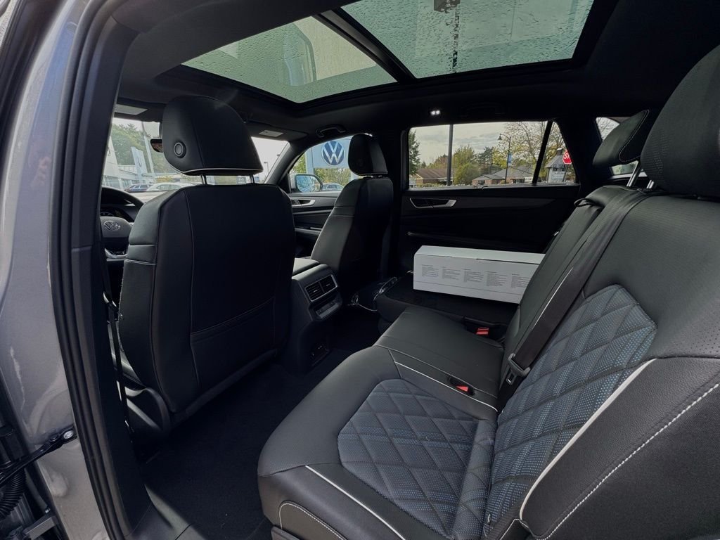 2026 Volkswagen Atlas Cross Sport SEL Premium R-LINE - Photo 28