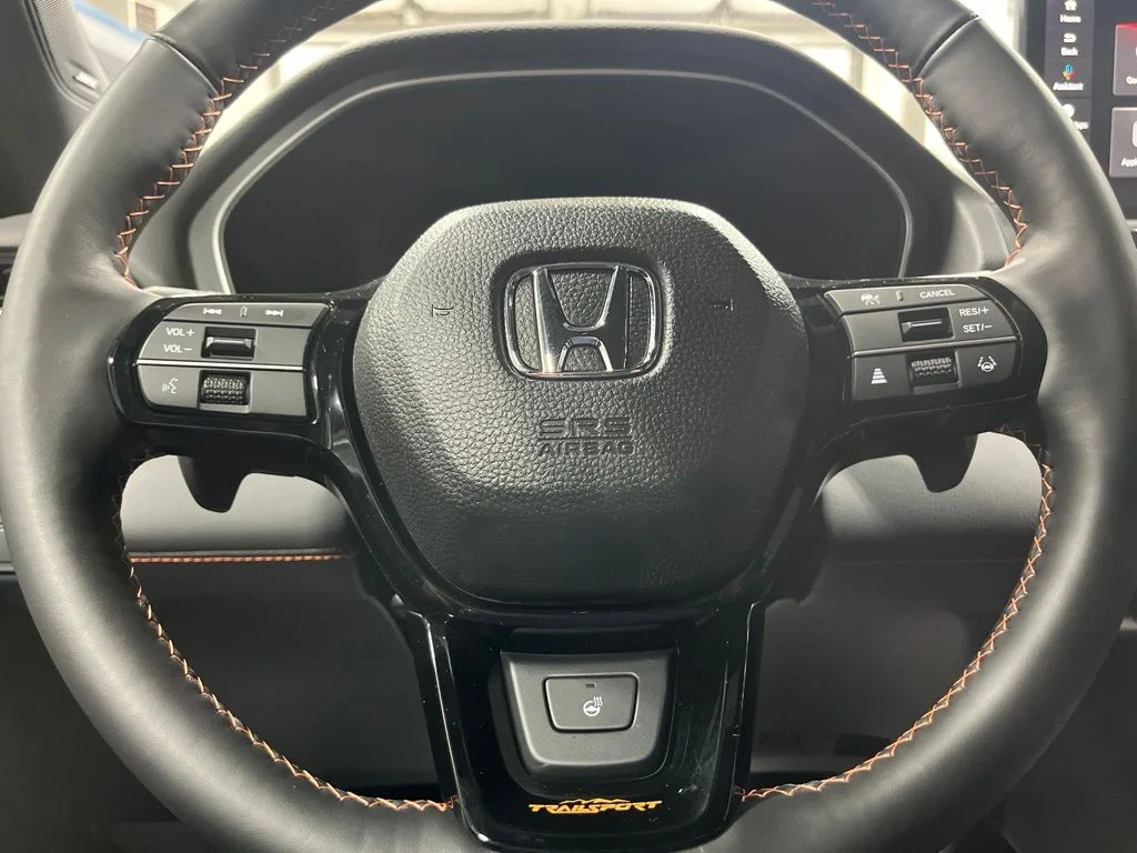 Used 2026 Platinum White Pearl Honda TrailSport Elite image 16