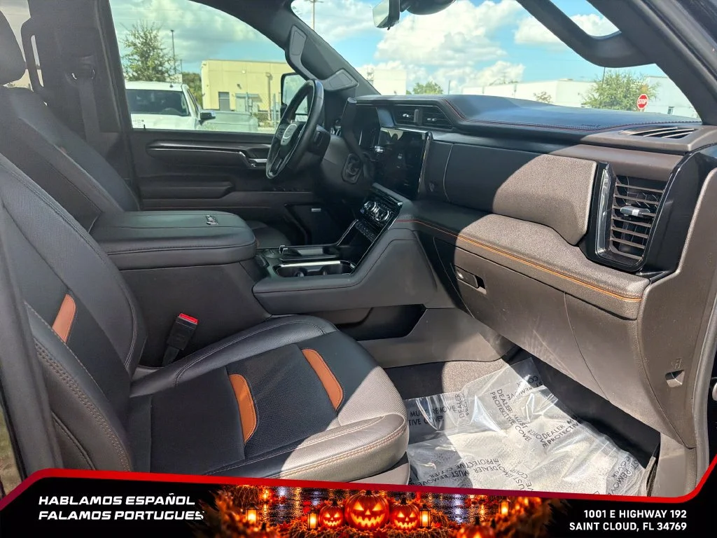 Used 2024 Onyx Black GMC AT4 image 31