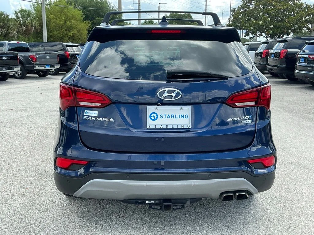 Used 2018 Blue Hyundai 2.0T Ultimate image 4