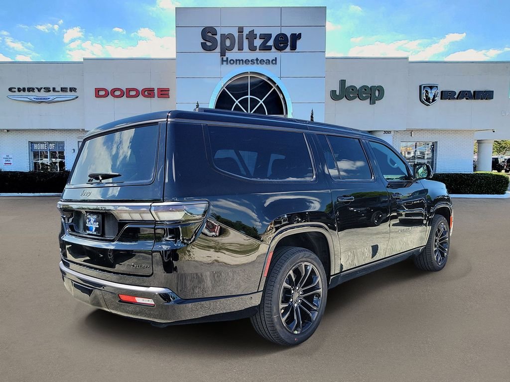 New 2026 High Gloss Black Exterior Paint Jeep Summit Obsidian image 2
