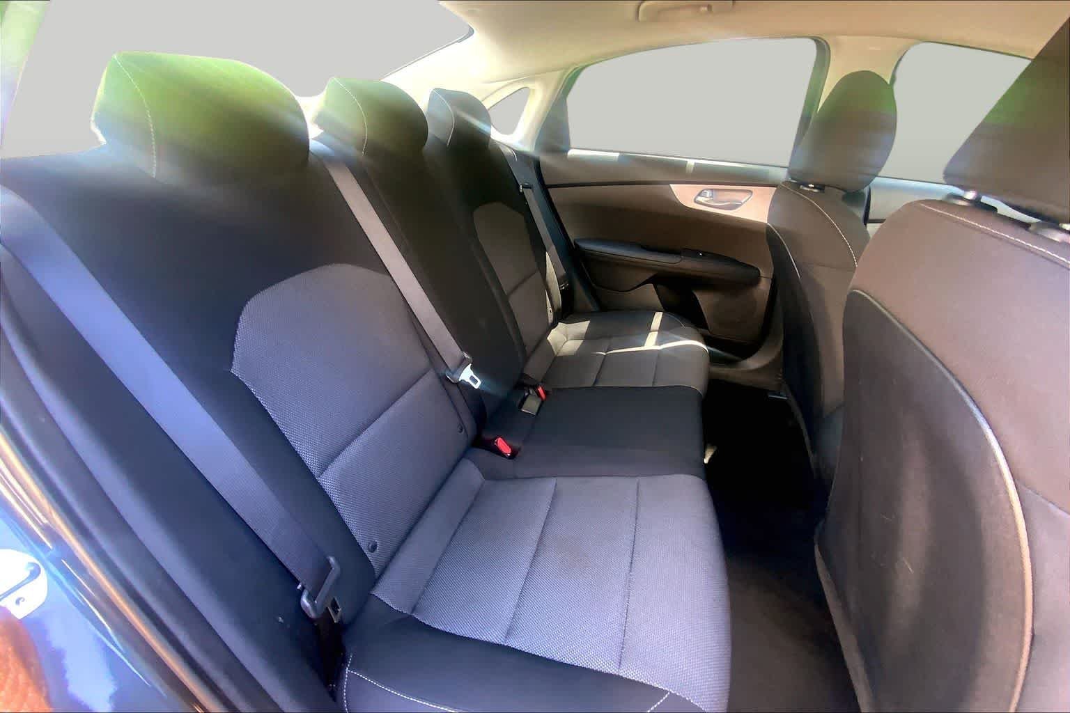 Certified Used 2024 Gravity Gray Kia LXS image 19