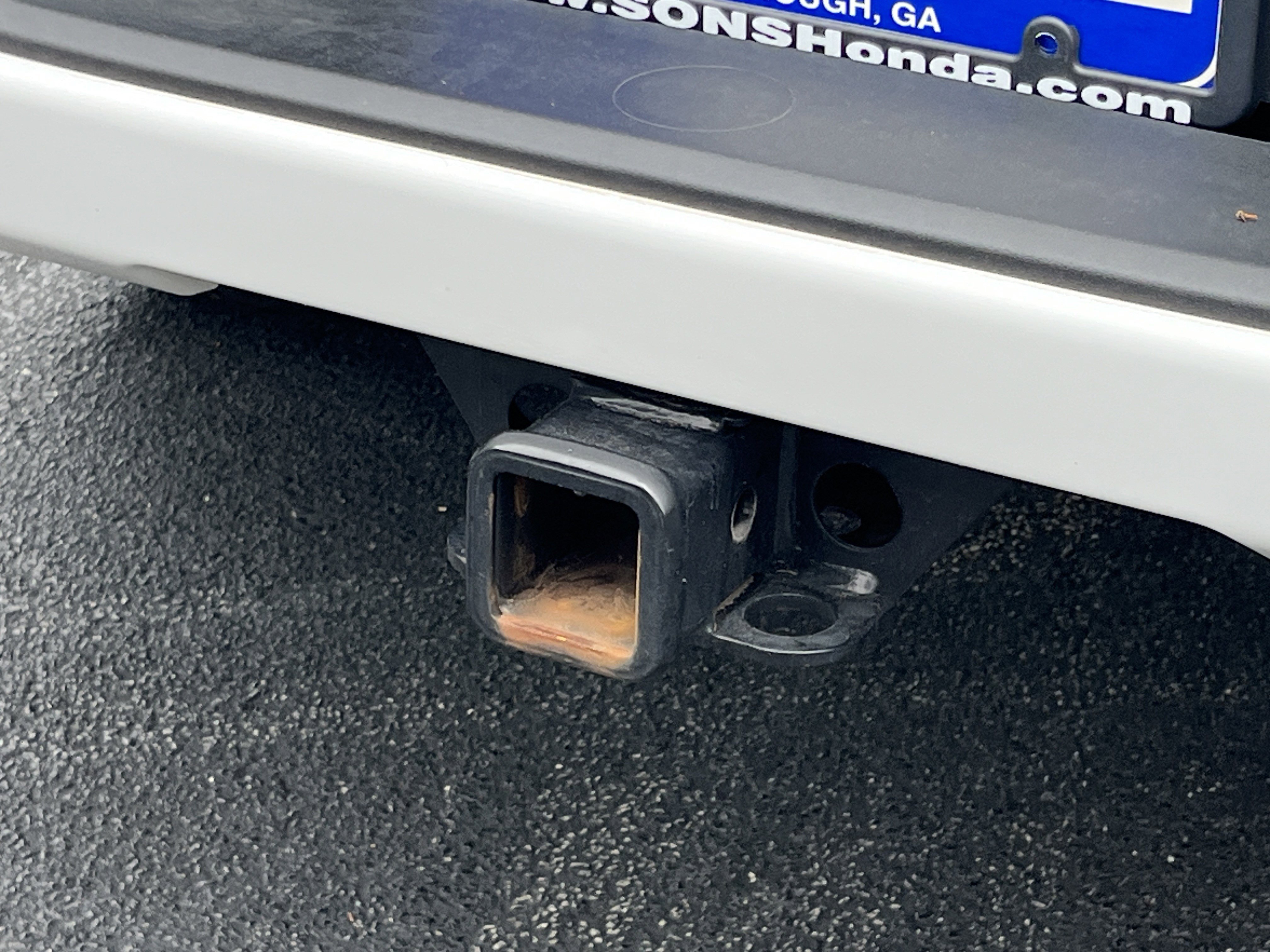 Used 2025 Summit White GMC AT4 image 28