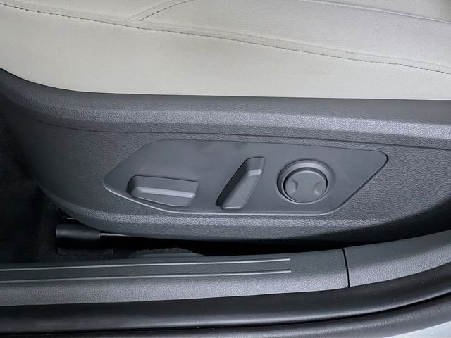 2025 Hyundai Sonata SEL - Photo 11