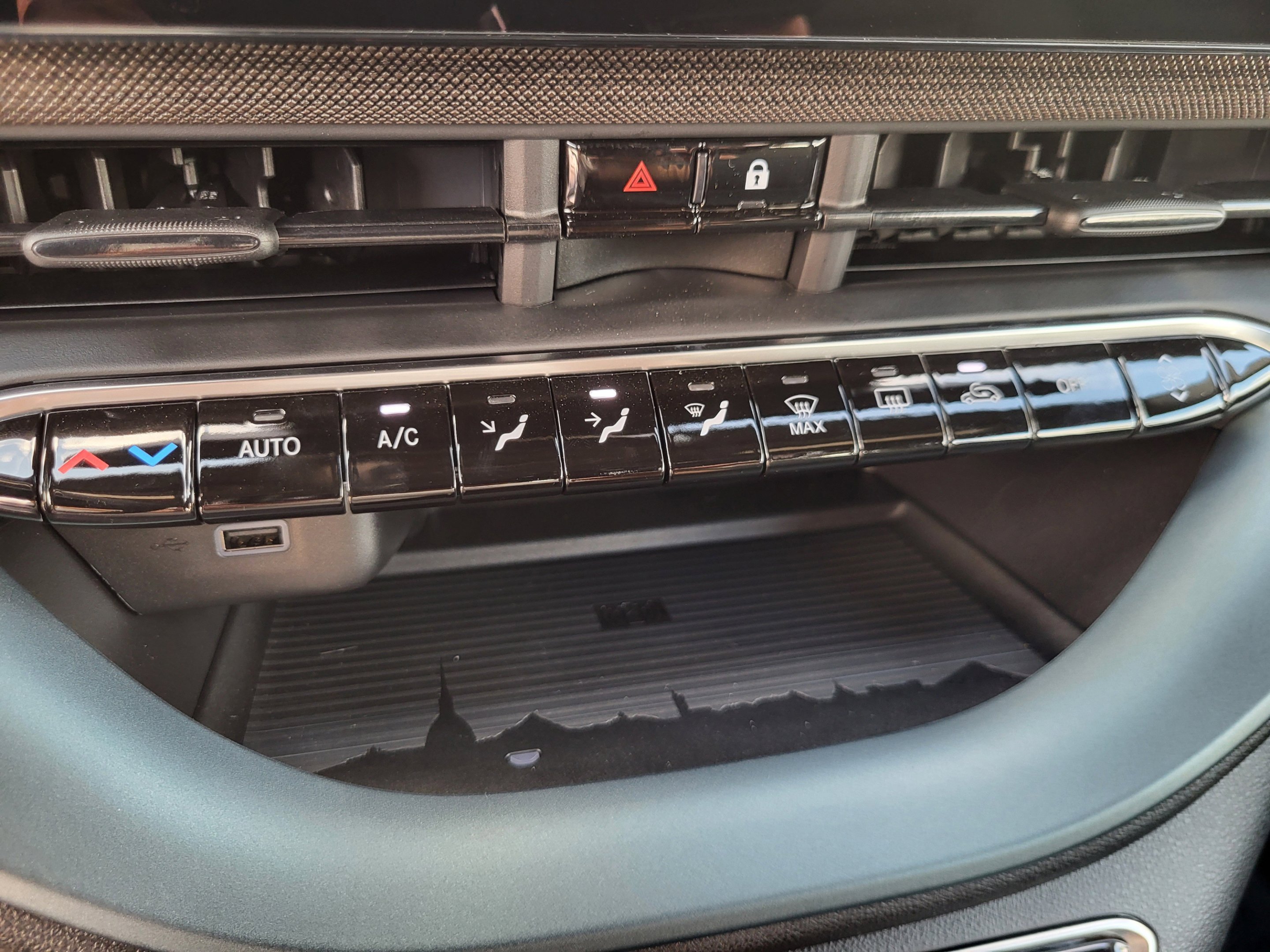 2025 FIAT 500e Base - Photo 50