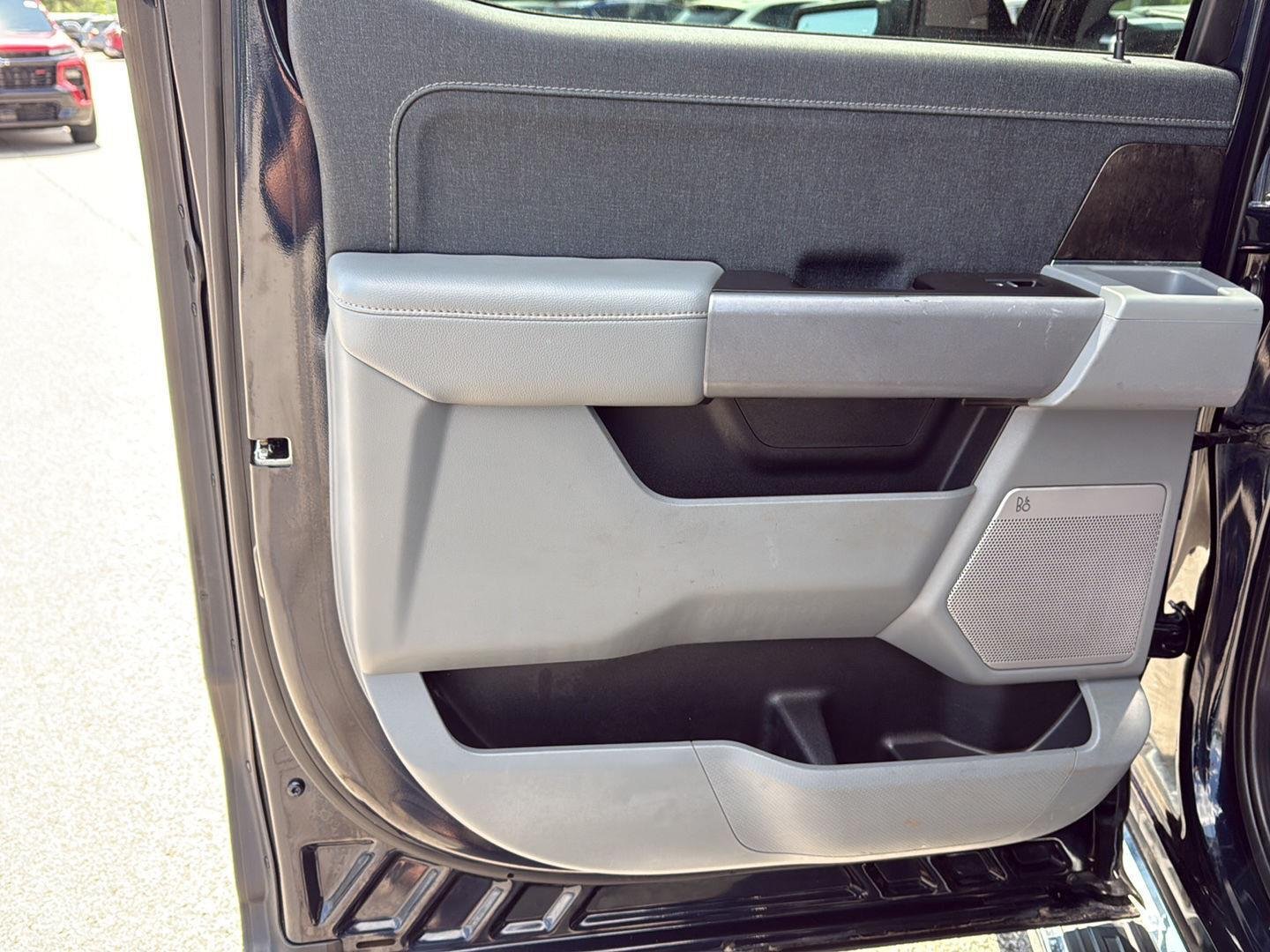 Used 2021 Antimatter Blue Ford LARIAT image 23