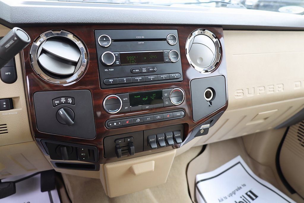 Used 2010 Maroon Ford Lariat image 15