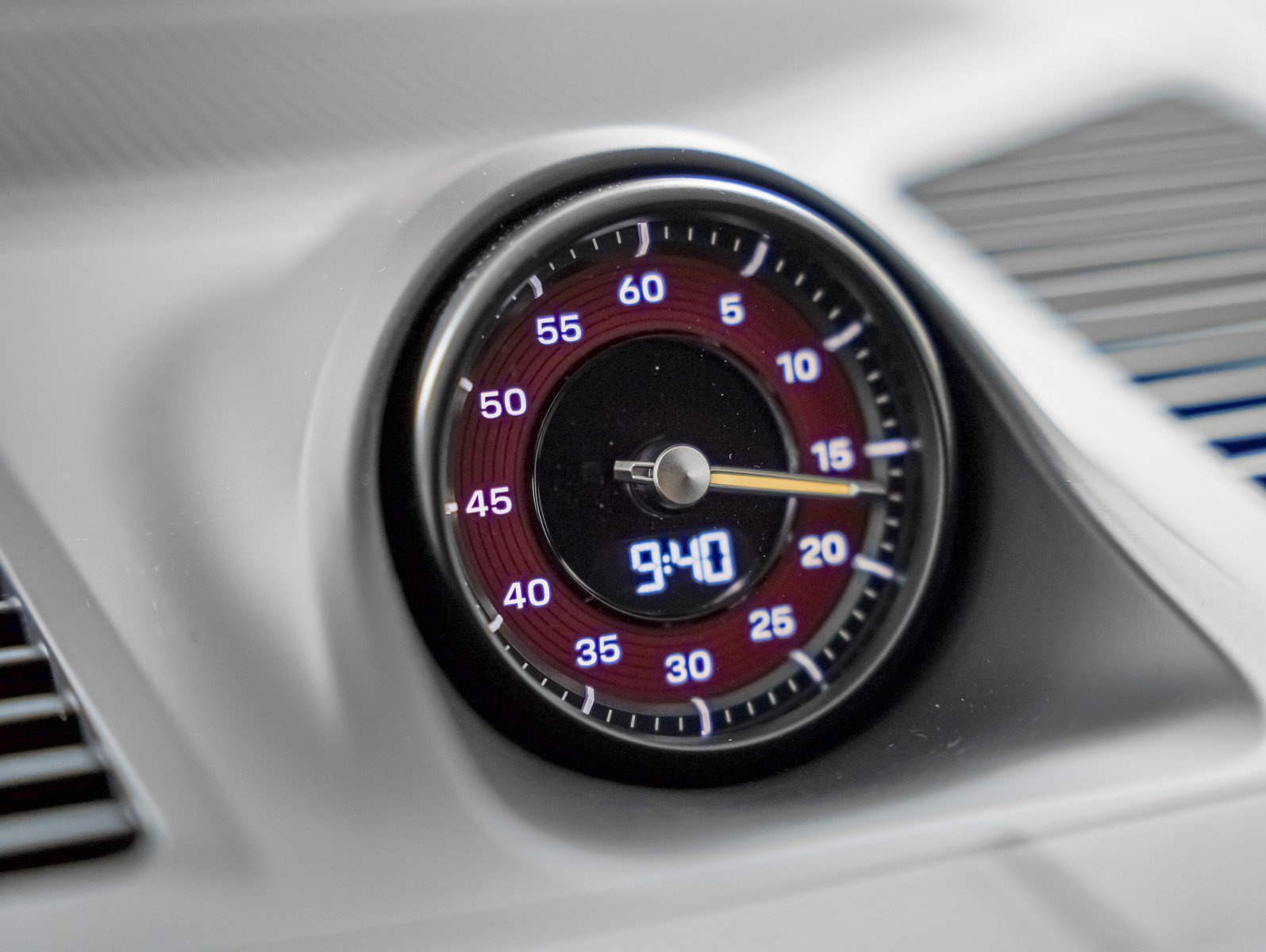 New 2026 CARRARA WHITE Porsche Turbo GT image 25