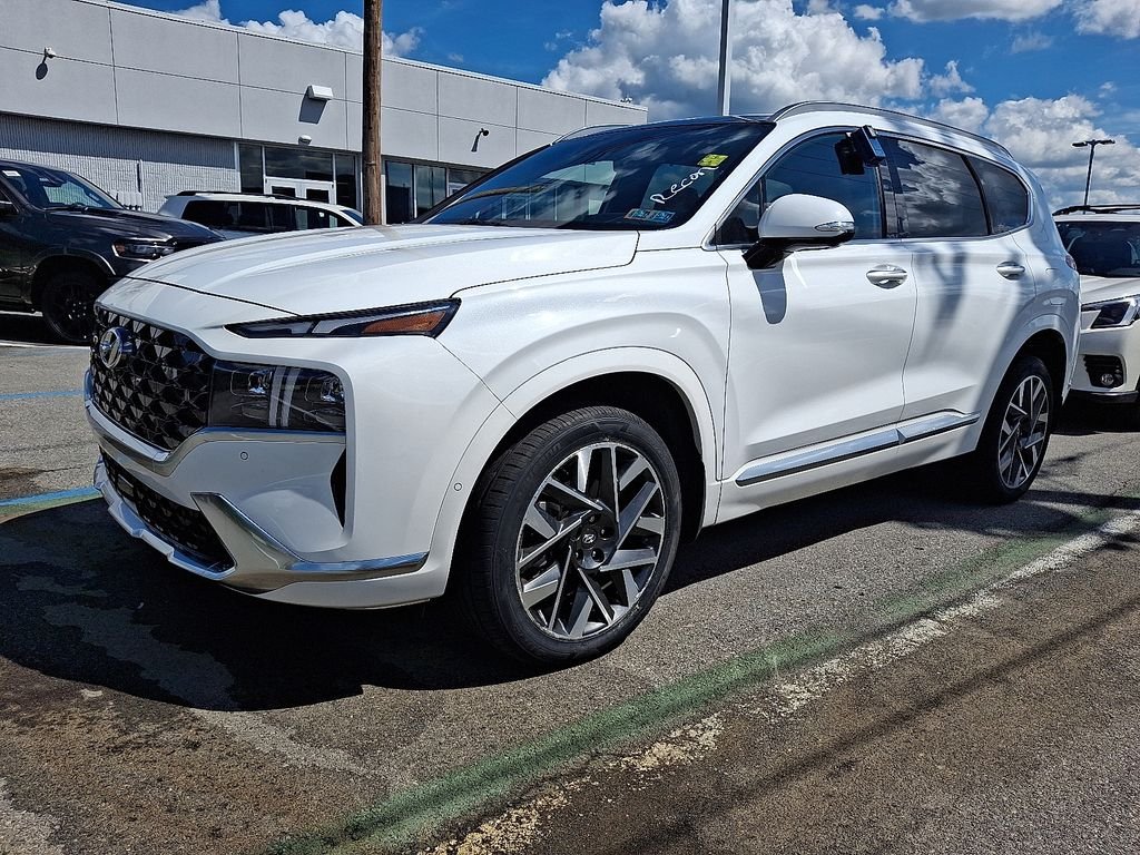 Used 2023 White Hyundai Calligraphy image 3
