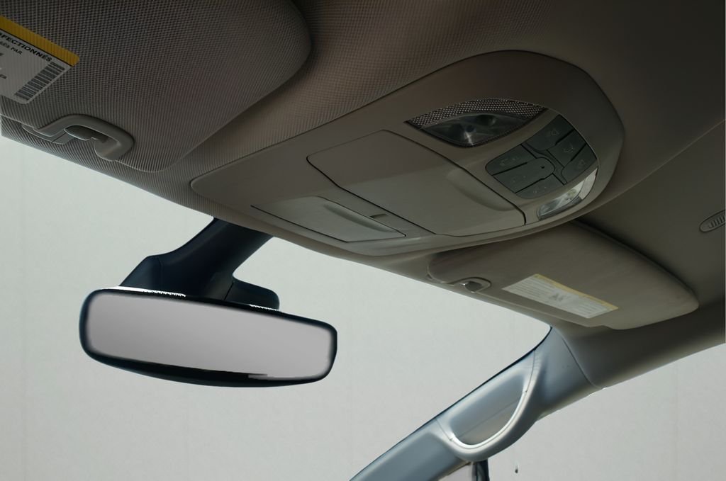 Used 2024 Silver Mist Clearcoat Chrysler Touring L image 31