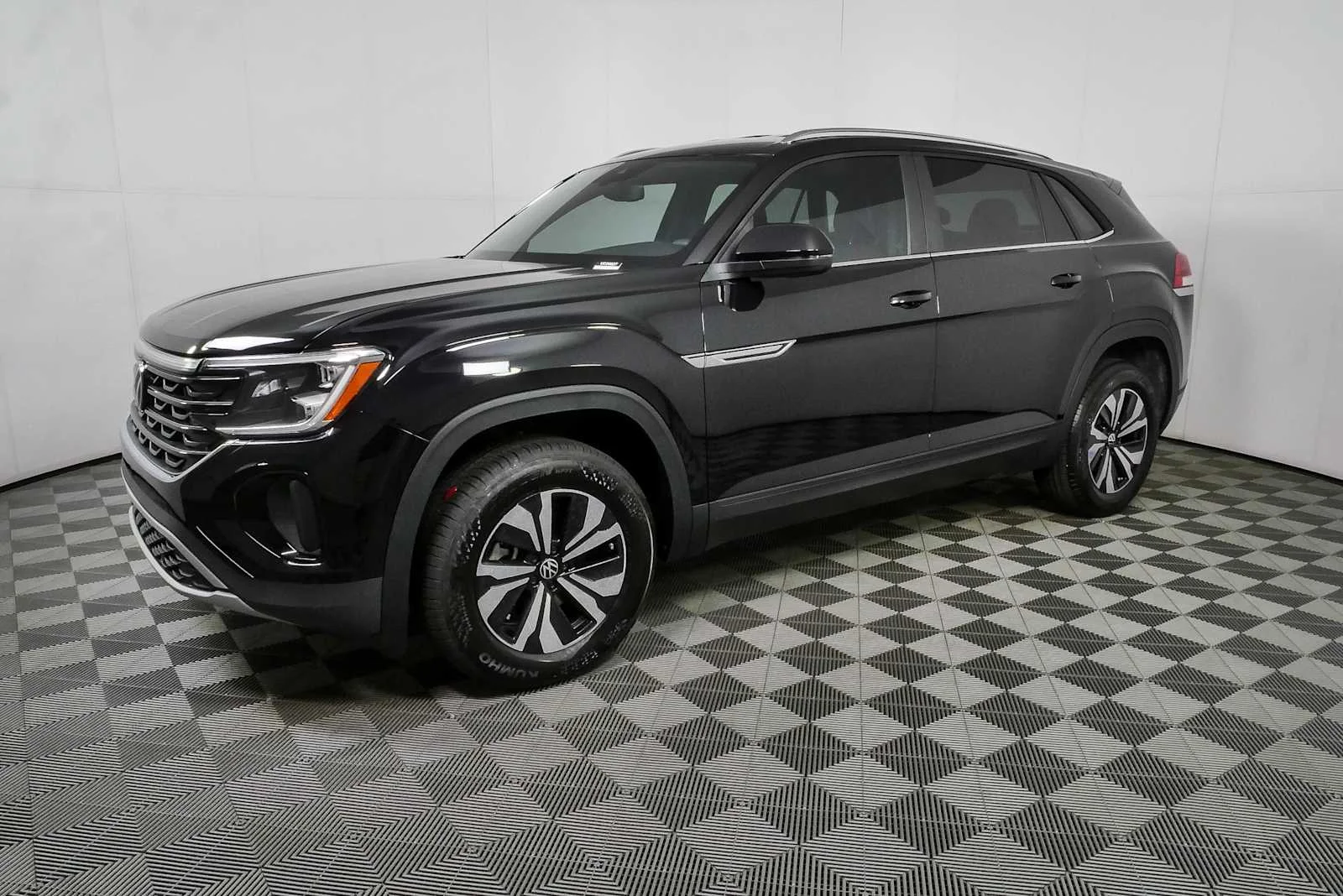 New 2026 Deep Black Pearl Volkswagen 2.0T SE image 25