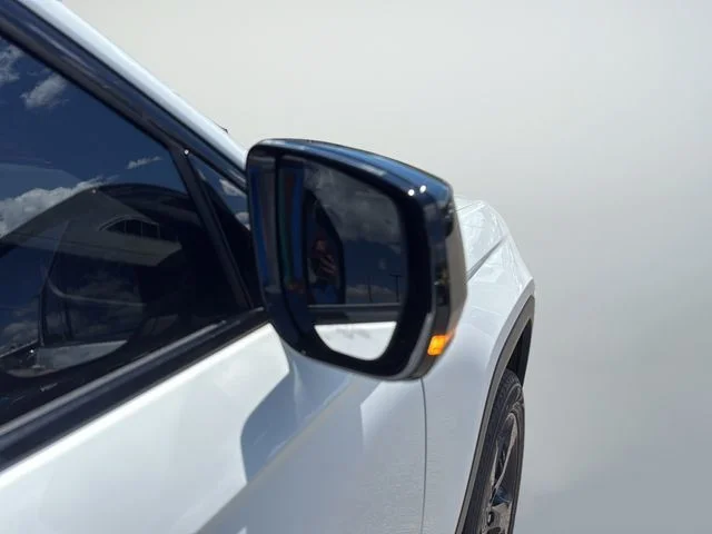 Used 2023 White Jeep Limited image 30