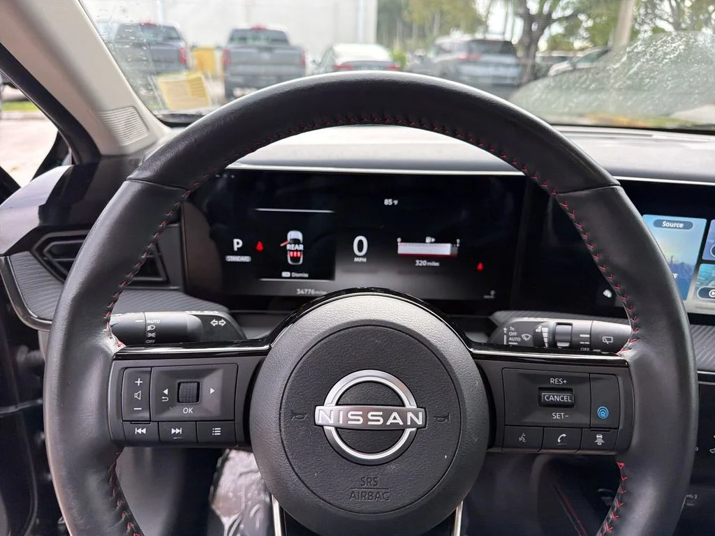 Used 2025 Black Nissan SR image 21