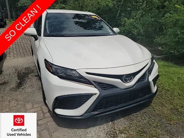 2023 Toyota Camry SE