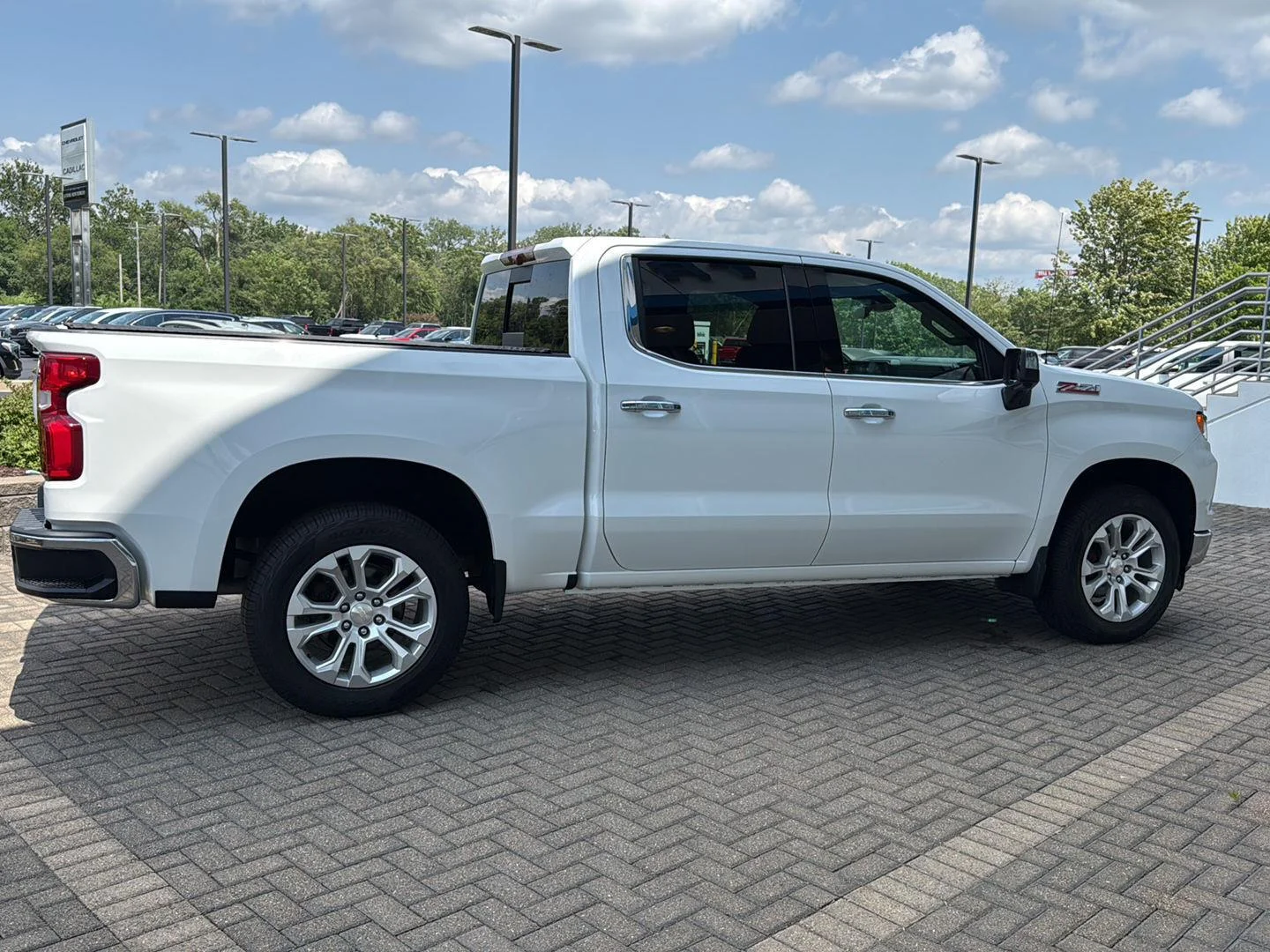 Used 2022 Summit White Chevrolet LTZ image 6