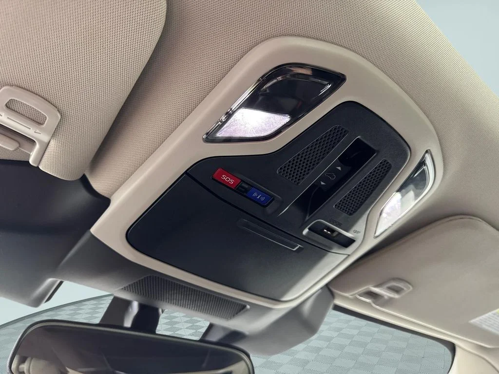 Used 2025 Gray Metallic Subaru Premium image 31