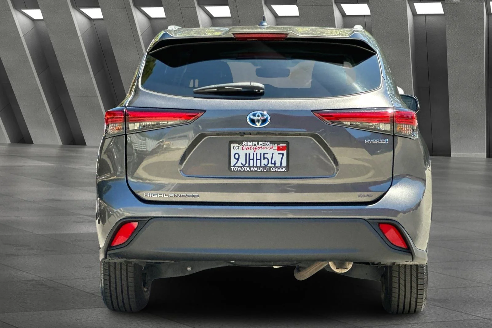 Used 2023 Gray Toyota XLE image 11