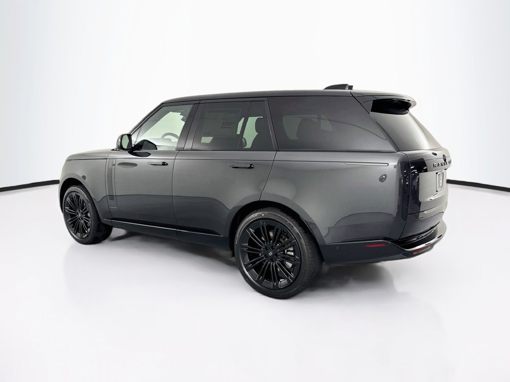 New 2027 Carpathian Grey Land Rover SE image 7