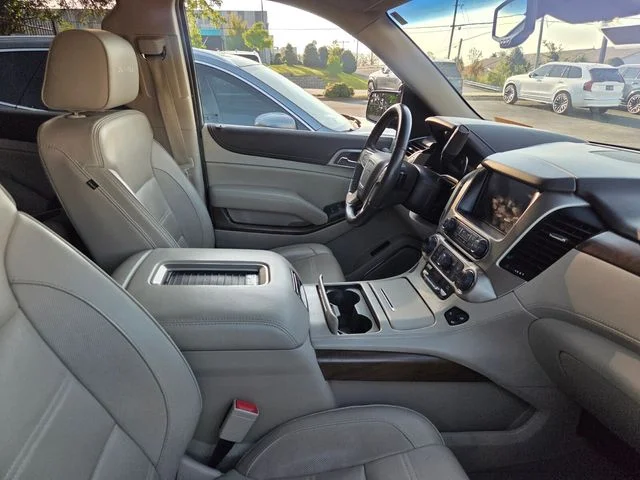 Used 2019 Black GMC Denali image 6
