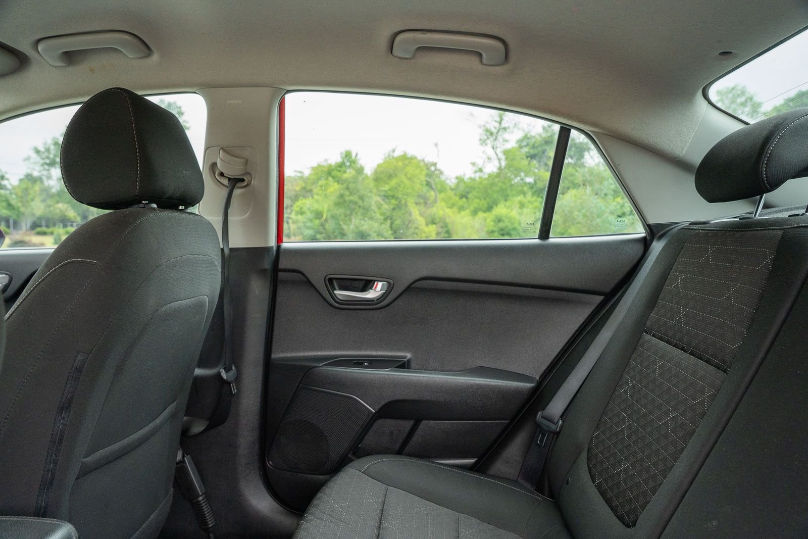 Used 2023 Red Kia S image 20