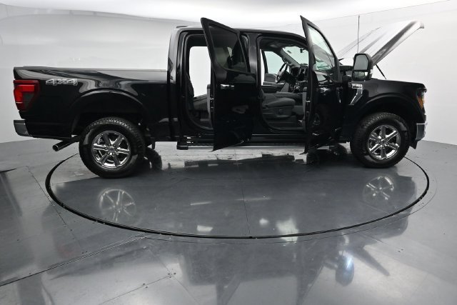 Certified Used 2025 Black Ford XLT image 34