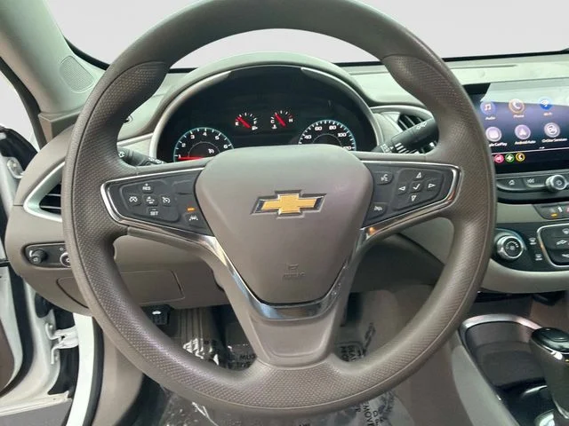 Used 2020 White Chevrolet LS image 22