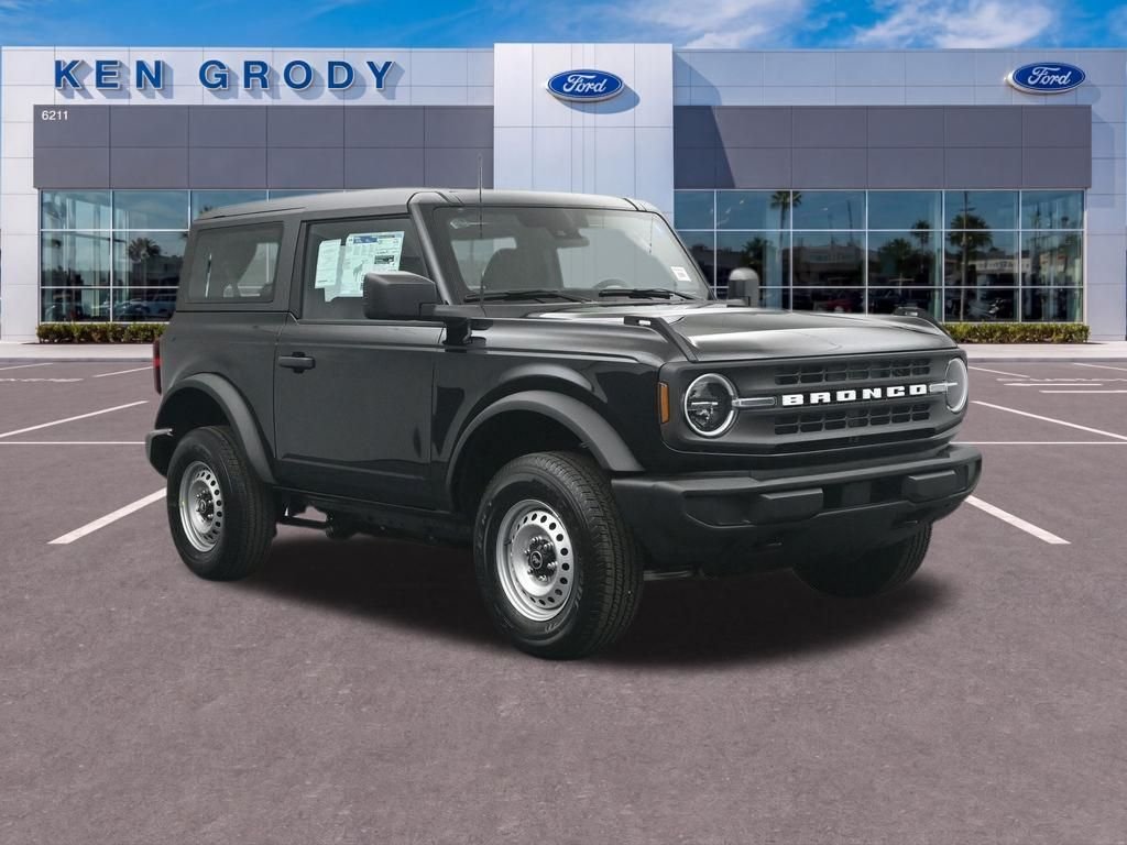 2026 Ford Bronco Base 4x4's photo