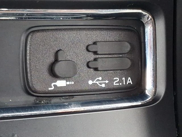 Used 2022 Gray Subaru Onyx Edition image 24