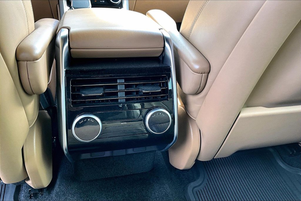 Used 2023 Black Land Rover SE image 25