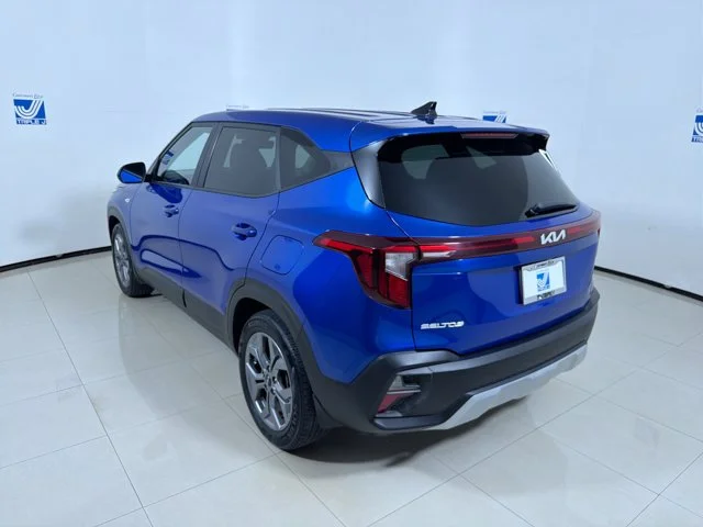 Used 2024 NEPTUNE_BLUE Kia LX image 6